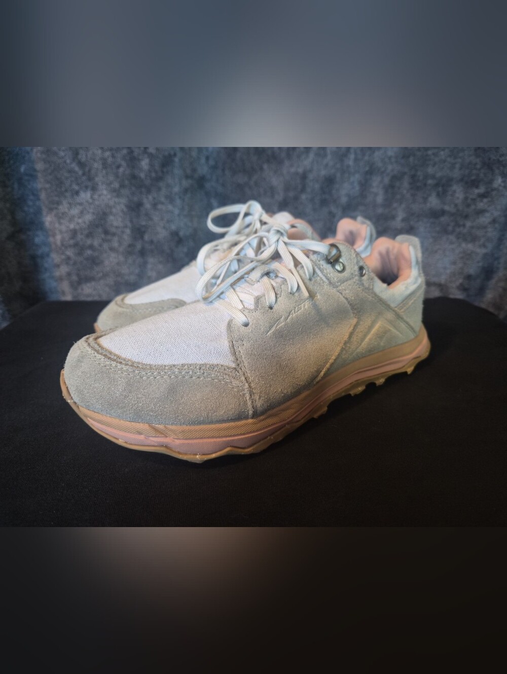 Women's Altra Lone Peak Alpine "Sand" (AL0A5482921) Trail Running Shoes Sz. 9